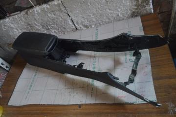 Бардачок между сиденьями LEXUS IS350 GSE21 2gr-fse 3 ракурс