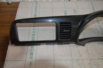 Консоль спидометра TOYOTA WISH zne10 4 ракурс