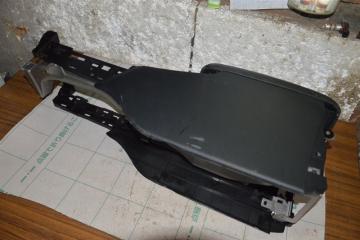 Бардачок между сиденьями NISSAN FUGA KNY51, Y51 vq37 2 ракурс Бардачок между сиденьями NISSAN FUGA KNY51, Y51 vq37 2 ракурс