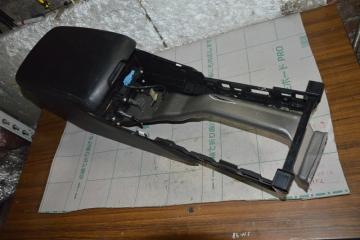 Бардачок между сиденьями NISSAN FUGA KNY51, Y51 vq37 5 ракурс