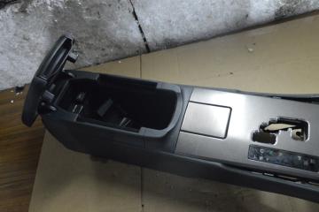 Бардачок между сиденьями LEXUS IS350 GSE21 2gr-fse 3 ракурс