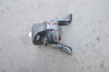 Подушка двигателя правая MAZDA ATENZA GH5FW l5 2 ракурс Подушка двигателя правая MAZDA ATENZA GH5FW l5 2 ракурс