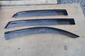 Ветровики комплект TOYOTA Spade ncp141 1nz-fe 2 ракурс