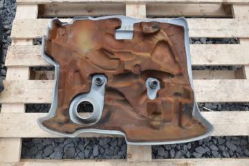 Пластиковая крышка на двс TOYOTA CROWN GRS182 3gr-fse 1 ракурс