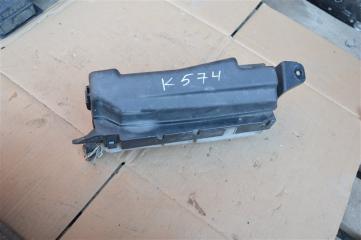 Блок предохранителей TOYOTA AVENSIS AZT250, AZT251, AZT255 1az-fse 2 ракурс