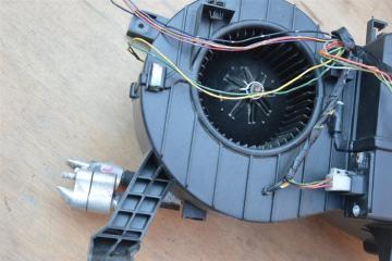 Печка салона задняя MITSUBISHI DION CR9W 4g63 1 ракурс