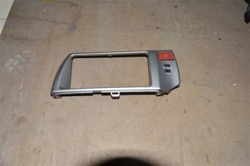 Консоль магнитофона TOYOTA RACTIS ncp100 1nz-fe 1 ракурс
