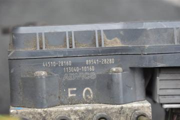 Блок abs TOYOTA VOXY ZRR70 3zr-fe 2 ракурс