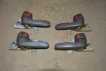 Ручка двери внутренняя TOYOTA MARKII GX90 1g-fe 1 ракурс Ручка двери внутренняя TOYOTA MARKII GX90 1g-fe 1 ракурс