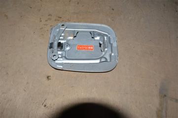 Лючок бензобака TOYOTA MARK X GRX120 4gr 2 ракурс