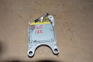 Блок управления airbag TOYOTA COROLLA FIELDER ZZE122 1ZZ-FE 2 ракурс