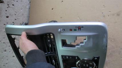 Климат-контроль TOYOTA NOAH ZRR70 3zr-fae 2 ракурс