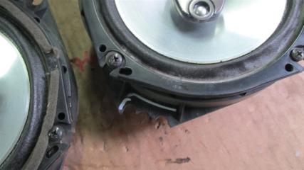 Динамики комплект TOYOTA WISH ane11, zne10 2 ракурс