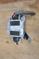 Блок управления рулевой рейкой LEXUS GS450H GWS191 2GRFSE 89650-30670 1 ракурс