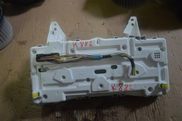 Панель приборов Toyota Wish ZGE20 2zr-fae 83800-68151 2 ракурс