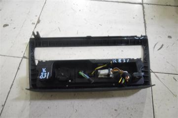 Климат-контроль BMW X3 E83 N52B25 2 ракурс