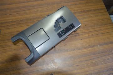 Консоль кпп LEXUS IS350 GSE21 2GR-FSE 1 ракурс Консоль кпп LEXUS IS350 GSE21 2GR-FSE 1 ракурс