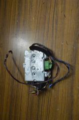 Блок управления дверьми правый передний BMW 5 SERIES E60 30 6S 6944501 2 ракурс