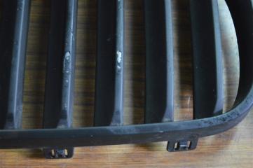 Решетка радиатора BMW X3 E83 N52B25 2 ракурс Решетка радиатора BMW X3 E83 N52B25 2 ракурс