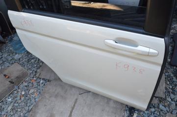 Дверь правая задняя Honda Step Wagon RK1 R20A 3 ракурс
