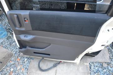 Дверь правая задняя Honda Step Wagon RK1 R20A 5 ракурс
