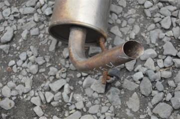 Глушитель Toyota Spade ncp145 1nz-fe 3 ракурс