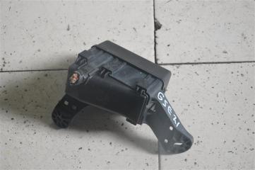 Блок предохранителей LEXUS IS350 GSE21 2GR-FSE 2 ракурс