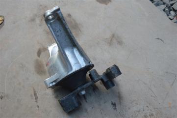 Подушка двигателя правая Honda Stream RN6 R18A 2 ракурс