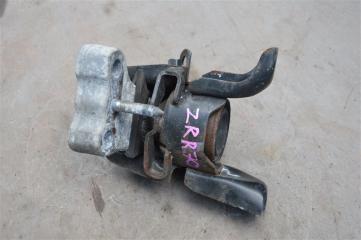 Подушка двигателя правая Toyota Voxy ZRR70 3zr-fe 3 ракурс Подушка двигателя правая Toyota Voxy ZRR70 3zr-fe 3 ракурс