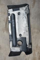 Пластиковая крышка на двс TOYOTA WISH ZNE10 1ZZ-FE 2 ракурс