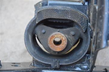 Подушка двигателя левая Toyota Spade ncp145 1nz-fe 3 ракурс Подушка двигателя левая Toyota Spade ncp145 1nz-fe 3 ракурс