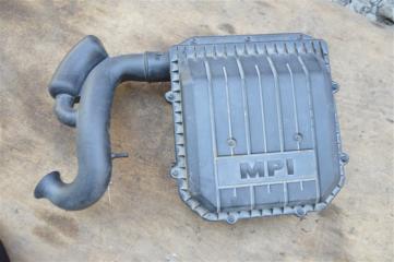 Корпус воздушного фильтра VOLKSWAGEN UP 121 CHY 04C129611J 1 ракурс