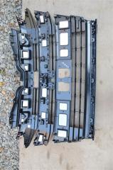 Решетка радиатора TOYOTA NOAH ZWR95 2 ракурс
