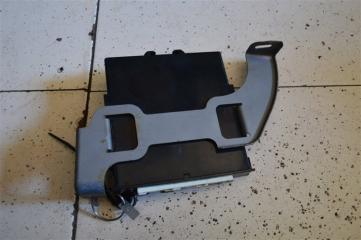 Блок иммобилайзера TOYOTA AQUA NHP10 1NZFXE 3 ракурс