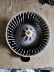 Мотор печки Toyota Spade ncp145 1nz-fe 2 ракурс