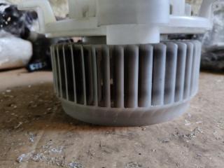 Мотор печки Toyota Crown GRS182 3gr-fse 3 ракурс