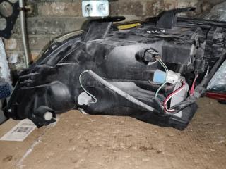 Фара правая Toyota Noah AZR60 1az-fse 28-151 2 ракурс