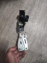 Педаль газа TOYOTA WISH ane11 1AZ-FSE 3 ракурс