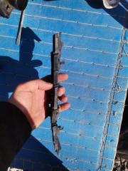 Крепеж бампера левый передний TOYOTA WISH ZNE10 52116-68020 3 ракурс