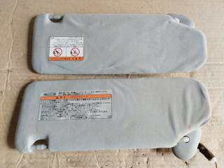 Козырек солнцезащитный Toyota Avensis AZT250 2 ракурс