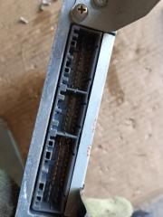 Блок управления efi TOYOTA ESTIMA TCR21 2TZ-FE 89661-28330 2 ракурс