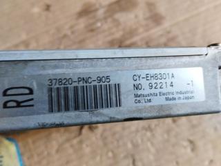 Блок управления efi Honda Step Wagon RF3 CY-EH8301A 3 ракурс