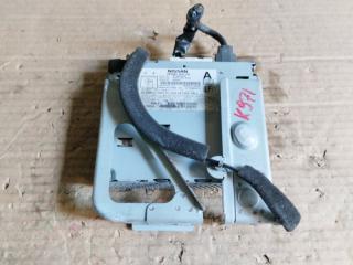 Блок управления Nissan Leaf ZE0 em61 283B0-3NC1A 2 ракурс