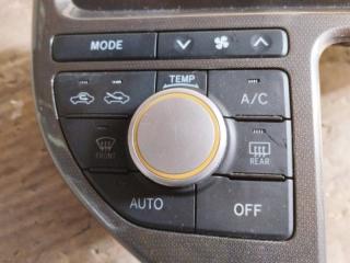 Климат-контроль Toyota wish ZNE10 4 ракурс