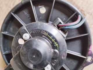 Мотор печки Toyota BB NCP31 1nz-fe 3 ракурс