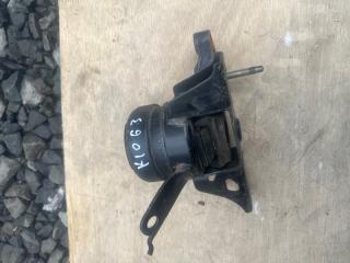 Подушка правая TOYOTA Ractis SCP100 2sz 1 ракурс Подушка правая TOYOTA Ractis SCP100 2sz 1 ракурс