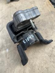 Подушка правая TOYOTA VOXY ZRR70 3zr-fe 2 ракурс Подушка правая TOYOTA VOXY ZRR70 3zr-fe 2 ракурс