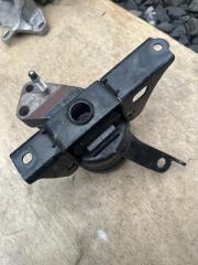 Подушка правая TOYOTA Ractis NCP120 1nz-fe 2 ракурс Подушка правая TOYOTA Ractis NCP120 1nz-fe 2 ракурс