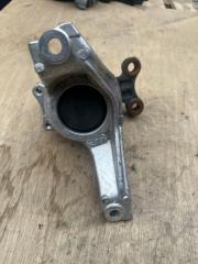 Подушка правая передняя Honda Stream RN6 R18A 2 ракурс