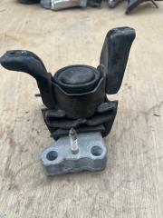 Подушка передняя Toyota Voxy ZRR70 3zr-fae 2 ракурс Подушка передняя Toyota Voxy ZRR70 3zr-fae 2 ракурс